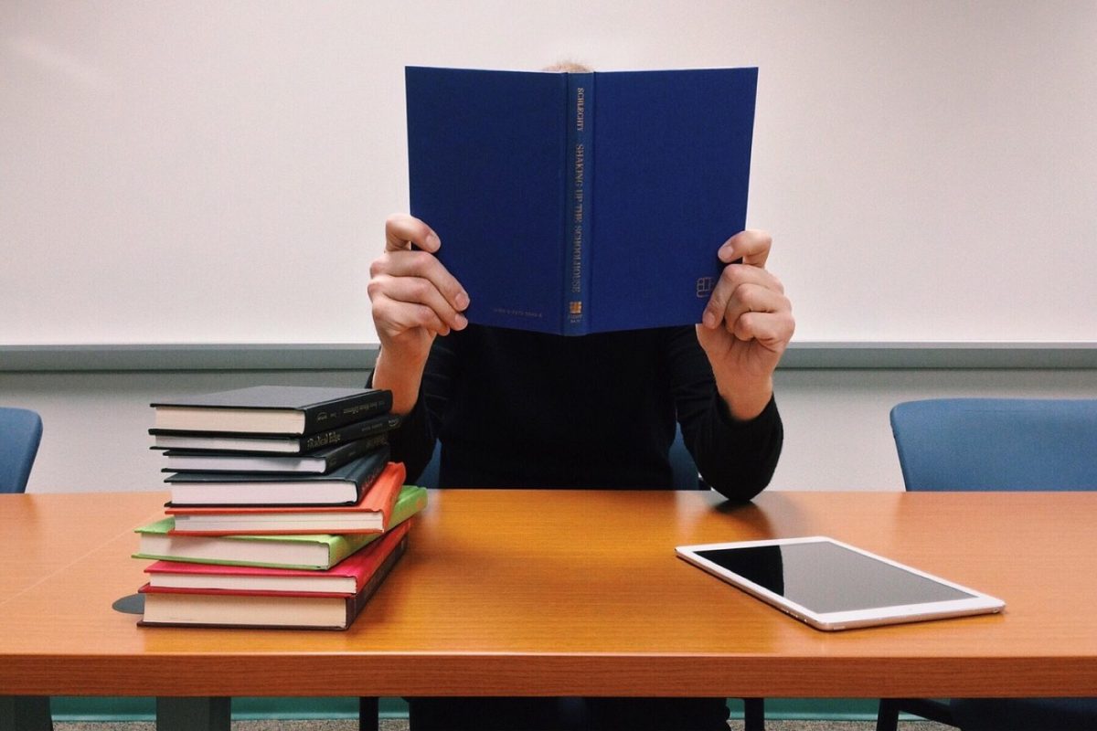 Choisir entre Kahoot et Quizizz pour un quiz scolaire