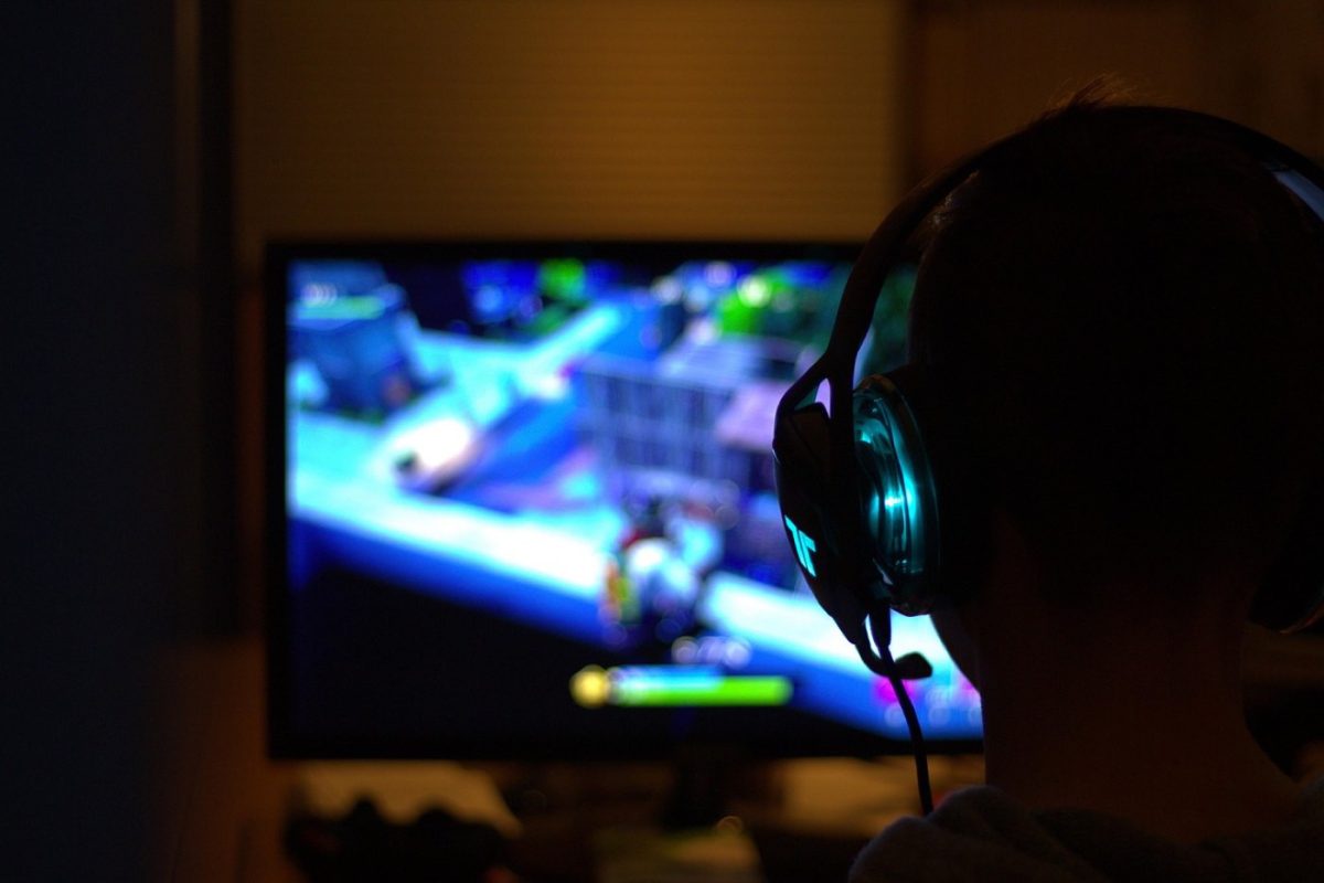 Jeux de soirée et quiz en extérieur : formats et logistique