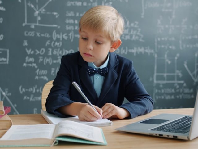 Quizlet et Socrative : choisir un outil pour créer des quiz